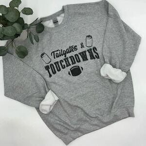 TAILGATES & TOUCHDOWNS Sweatshirt 🏈Football‎ Crewneck NEW! Various sizes